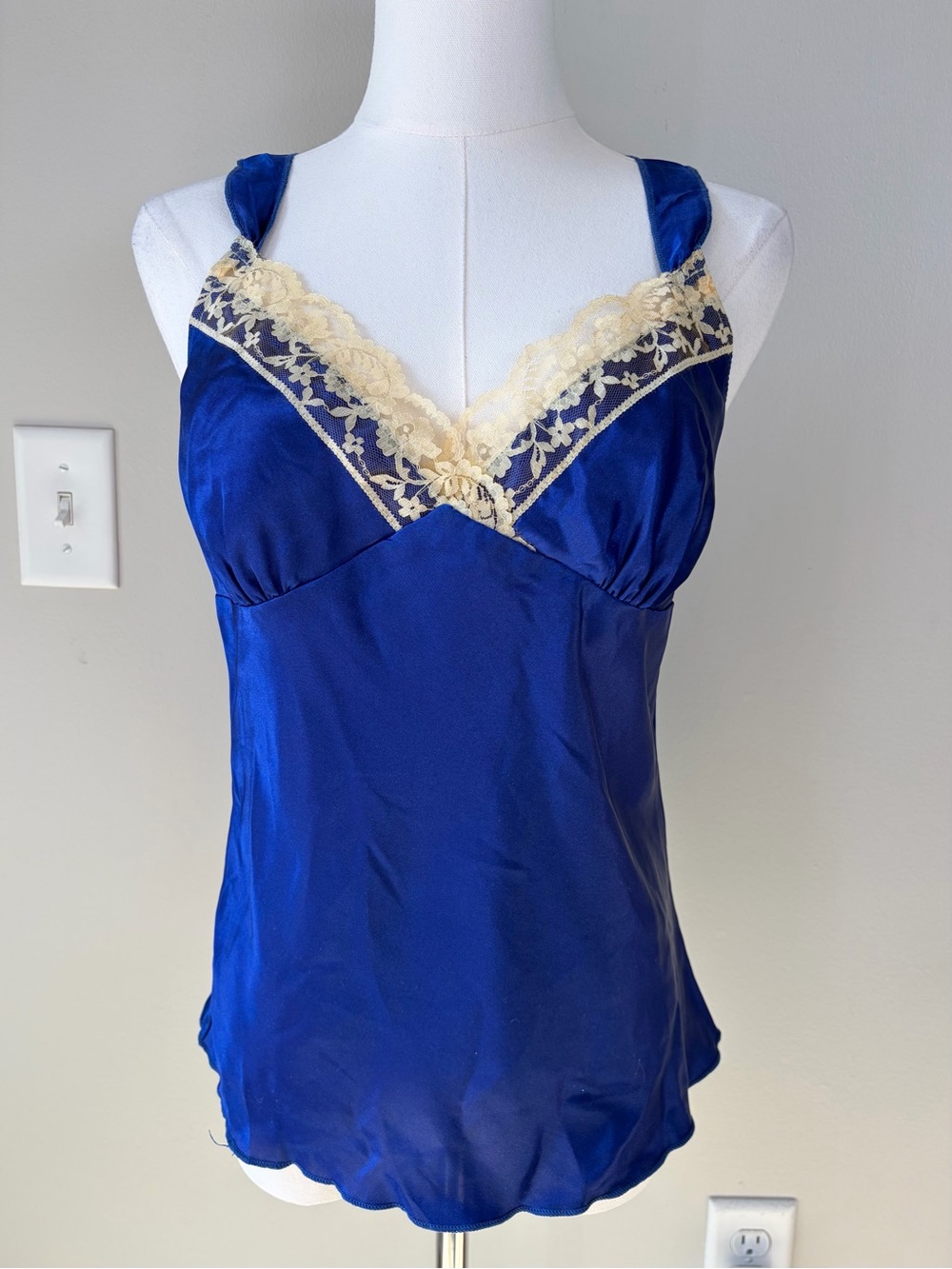 90265 Vintage Y2K Purple Blue Satin Lace Trim Slip Tank Top Delicate Feminine